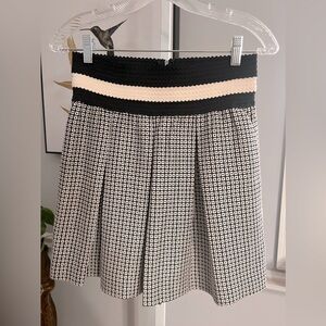 Maeve Wide Band black and cream skirt with pockets! size Small